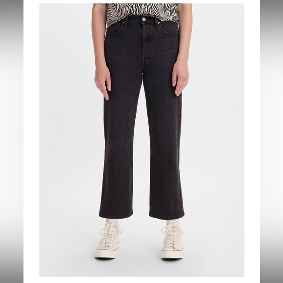 Levi’s Ribecage Straight Ankle Jeans - Picture 1 of 12